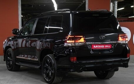 Toyota Land Cruiser 200, 2016 год, 4 398 000 рублей, 7 фотография