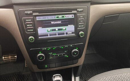 Skoda Yeti I рестайлинг, 2014 год, 1 200 000 рублей, 12 фотография