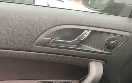 Skoda Yeti I рестайлинг, 2014 год, 1 200 000 рублей, 11 фотография