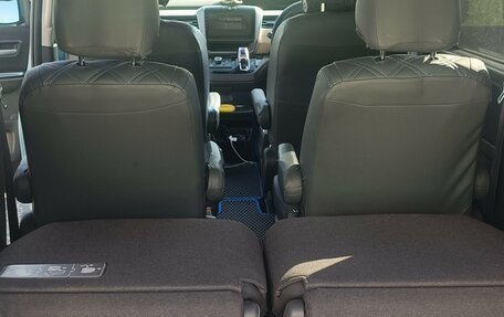 Honda Freed II, 2018 год, 2 000 000 рублей, 10 фотография