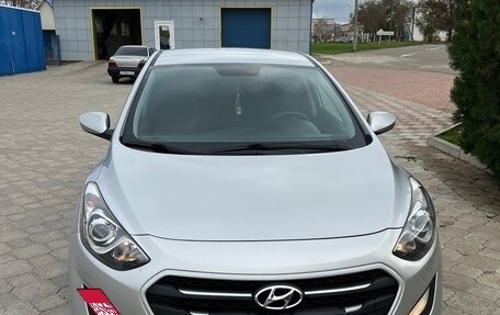 Hyundai i30 II рестайлинг, 2015 год, 1 300 000 рублей, 11 фотография