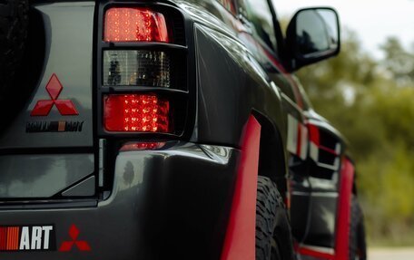 Mitsubishi Pajero III рестайлинг, 1997 год, 2 500 000 рублей, 3 фотография