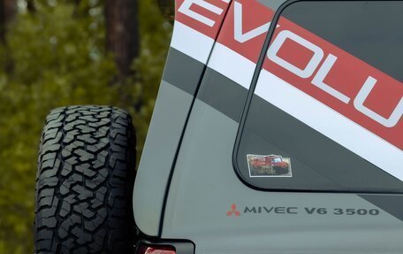 Mitsubishi Pajero III рестайлинг, 1997 год, 2 500 000 рублей, 11 фотография