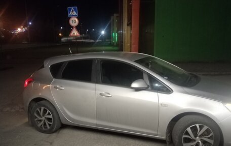 Opel Astra J, 2011 год, 460 000 рублей, 14 фотография