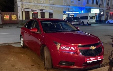 Chevrolet Cruze II, 2009 год, 620 000 рублей, 3 фотография