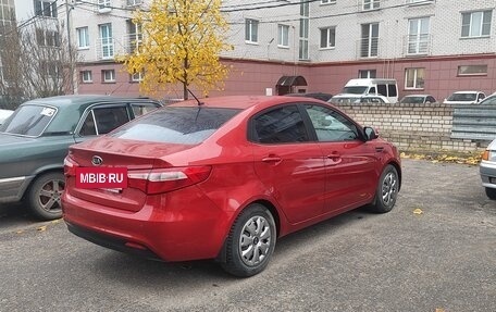 KIA Rio III рестайлинг, 2012 год, 999 999 рублей, 4 фотография
