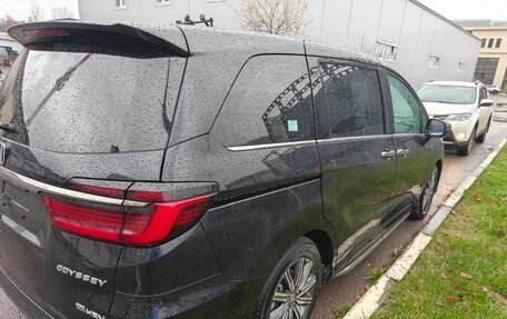 Honda Odyssey IV, 2022 год, 4 000 000 рублей, 3 фотография