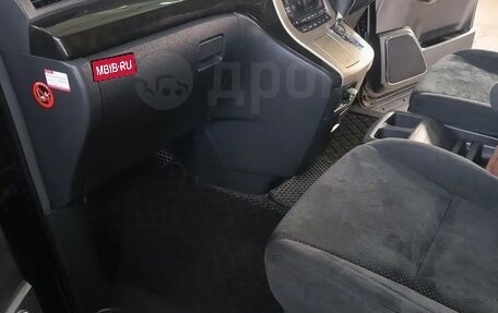 Toyota Vellfire I, 2011 год, 2 460 000 рублей, 7 фотография