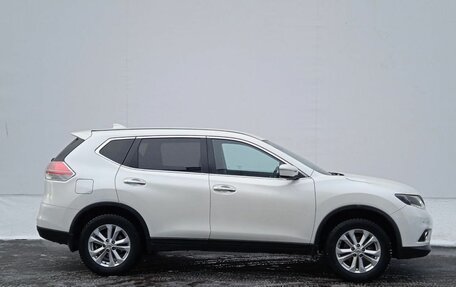 Nissan X-Trail, 2017 год, 1 840 000 рублей, 4 фотография