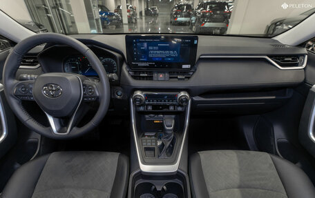 Toyota RAV4, 2025 год, 4 280 000 рублей, 8 фотография