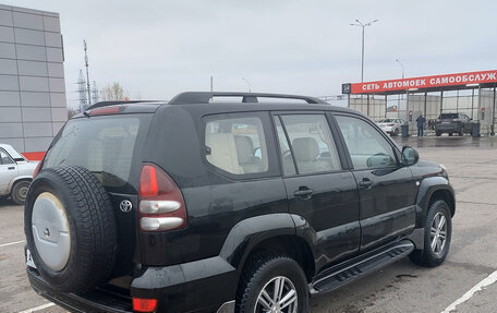 Toyota Land Cruiser Prado 120 рестайлинг, 2004 год, 1 900 000 рублей, 3 фотография