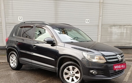 Volkswagen Tiguan I, 2012 год, 899 000 рублей, 3 фотография