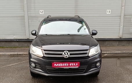 Volkswagen Tiguan I, 2012 год, 899 000 рублей, 2 фотография