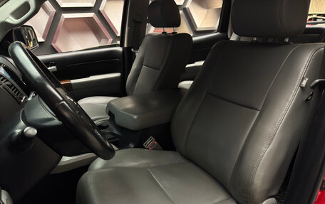 Toyota Tundra II, 2013 год, 6 800 000 рублей, 12 фотография