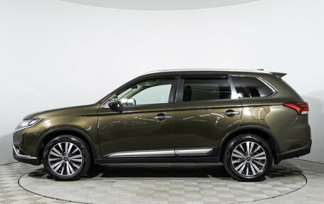 Mitsubishi Outlander III рестайлинг 3, 2020 год, 2 849 898 рублей, 8 фотография