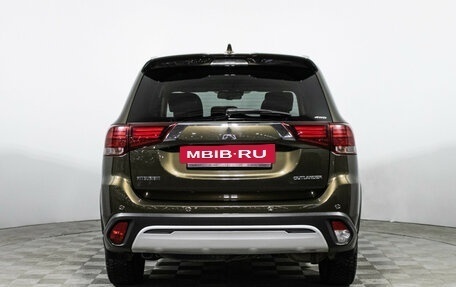 Mitsubishi Outlander III рестайлинг 3, 2020 год, 2 849 898 рублей, 6 фотография