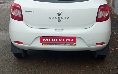 Renault Sandero II рестайлинг, 2016 год, 795 000 рублей, 2 фотография