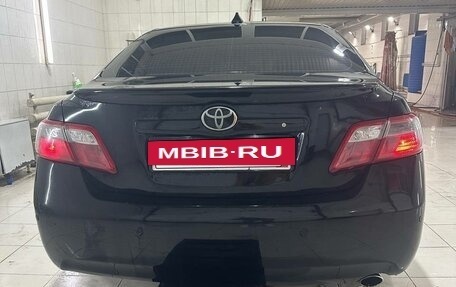 Toyota Camry, 2008 год, 957 000 рублей, 2 фотография