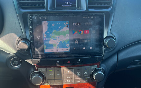 Toyota Highlander III, 2013 год, 1 860 000 рублей, 13 фотография