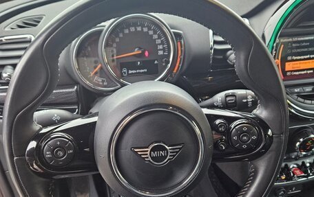 MINI Clubman, 2020 год, 2 650 000 рублей, 8 фотография