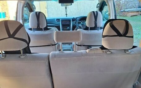 Toyota Vellfire I, 2012 год, 2 555 000 рублей, 16 фотография
