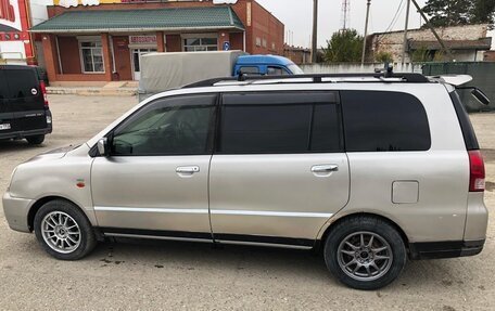 Mitsubishi Dion I рестайлинг, 2002 год, 305 000 рублей, 4 фотография