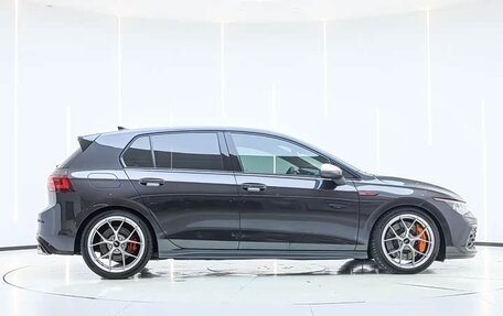 Volkswagen Golf GTI, 2021 год, 2 644 732 рублей, 4 фотография