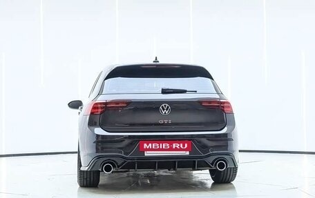 Volkswagen Golf GTI, 2021 год, 2 644 732 рублей, 3 фотография