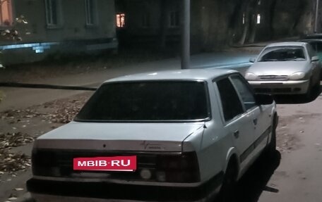 Mazda 626, 1987 год, 95 000 рублей, 3 фотография
