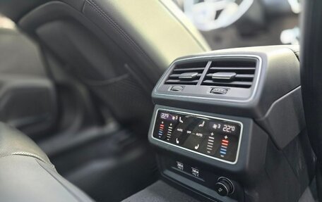 Audi A6, 2019 год, 3 290 000 рублей, 24 фотография