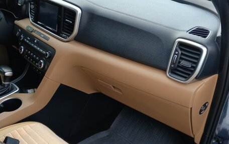 KIA Sportage IV рестайлинг, 2018 год, 2 550 000 рублей, 7 фотография