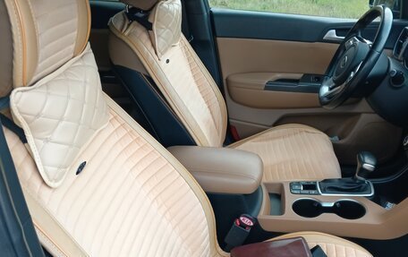 KIA Sportage IV рестайлинг, 2018 год, 2 550 000 рублей, 6 фотография