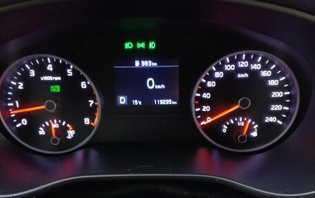 KIA Sportage IV рестайлинг, 2018 год, 2 550 000 рублей, 16 фотография