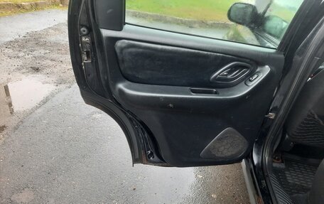 Ford Maverick, 2001 год, 310 000 рублей, 13 фотография