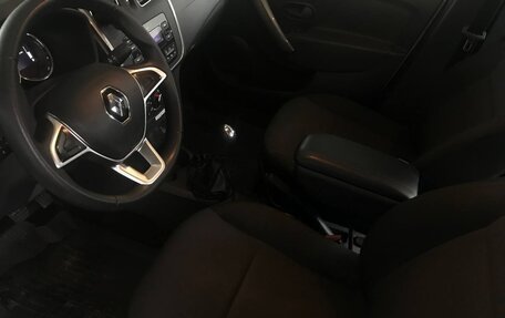 Renault Logan II, 2020 год, 980 000 рублей, 7 фотография