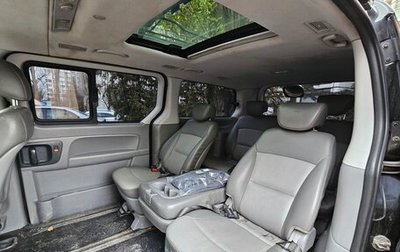 Hyundai Grand Starex Grand Starex I рестайлинг 2, 2010 год, 1 550 000 рублей, 1 фотография