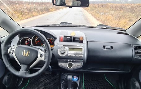 Honda Jazz I рестайлинг, 2005 год, 549 000 рублей, 8 фотография