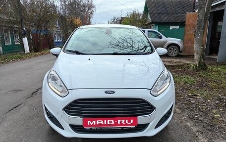 Ford Fiesta, 2017 год, 1 030 000 рублей, 2 фотография