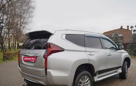 Mitsubishi Pajero Sport III рестайлинг, 2017 год, 2 850 000 рублей, 6 фотография