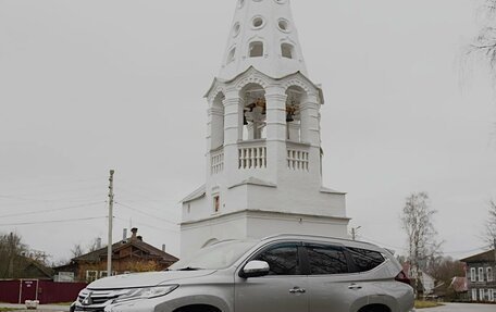 Mitsubishi Pajero Sport III рестайлинг, 2017 год, 2 850 000 рублей, 12 фотография