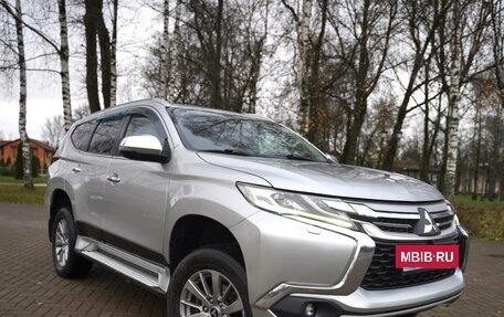 Mitsubishi Pajero Sport III рестайлинг, 2017 год, 2 850 000 рублей, 14 фотография