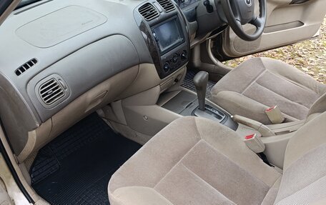 Mazda Familia, 2003 год, 300 000 рублей, 10 фотография