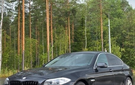 BMW 5 серия, 2010 год, 1 350 000 рублей, 12 фотография