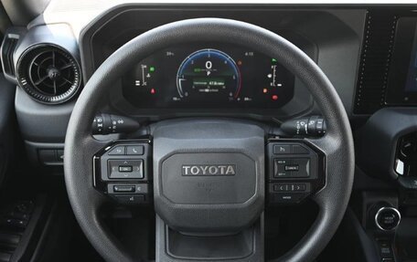 Toyota Land Cruiser Prado, 2025 год, 10 490 000 рублей, 5 фотография