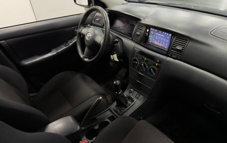 Toyota Corolla, 2006 год, 630 000 рублей, 10 фотография