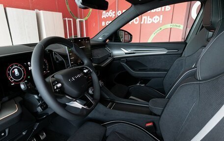 Skoda Kodiaq, 2025 год, 6 050 000 рублей, 18 фотография