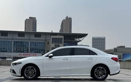Mercedes-Benz A-Класс, 2022 год, 1 700 005 рублей, 7 фотография