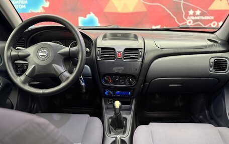 Nissan Almera, 2004 год, 230 000 рублей, 20 фотография