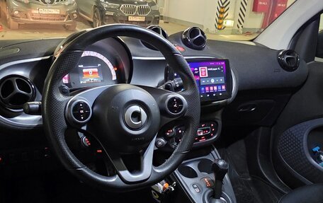 Smart Fortwo III, 2016 год, 1 170 000 рублей, 8 фотография