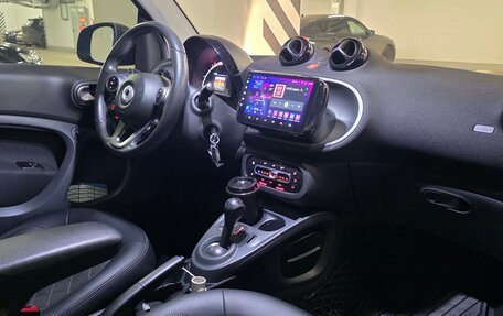 Smart Fortwo III, 2016 год, 1 170 000 рублей, 13 фотография